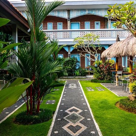 D-Anyar Stay And Surf Canggu Exterior foto